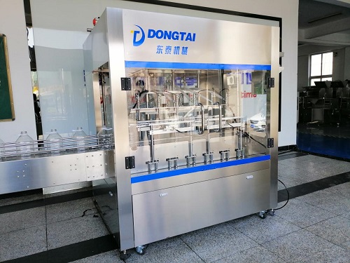食用油灌裝機(jī)因細(xì)節(jié)而受歡迎，山東東泰為其助力